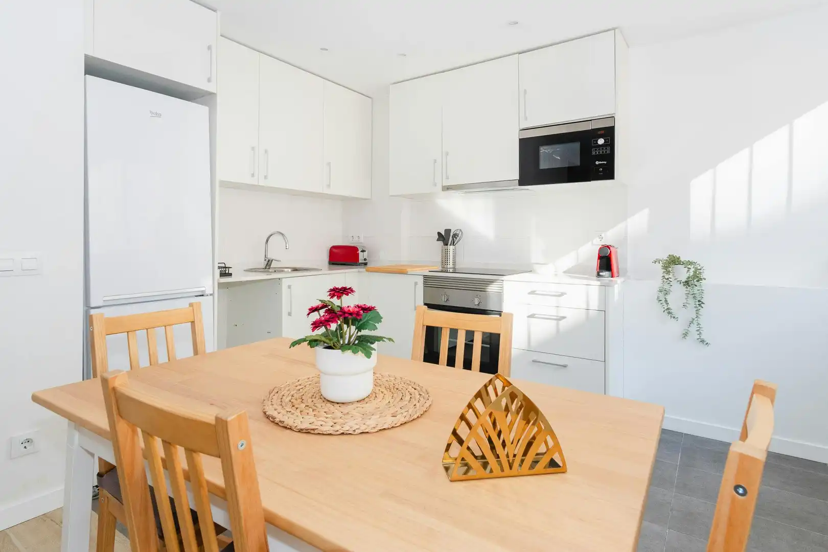 Kitchen of Flat for rent in Barcelona  with Air Conditioner, Heating and Furnished