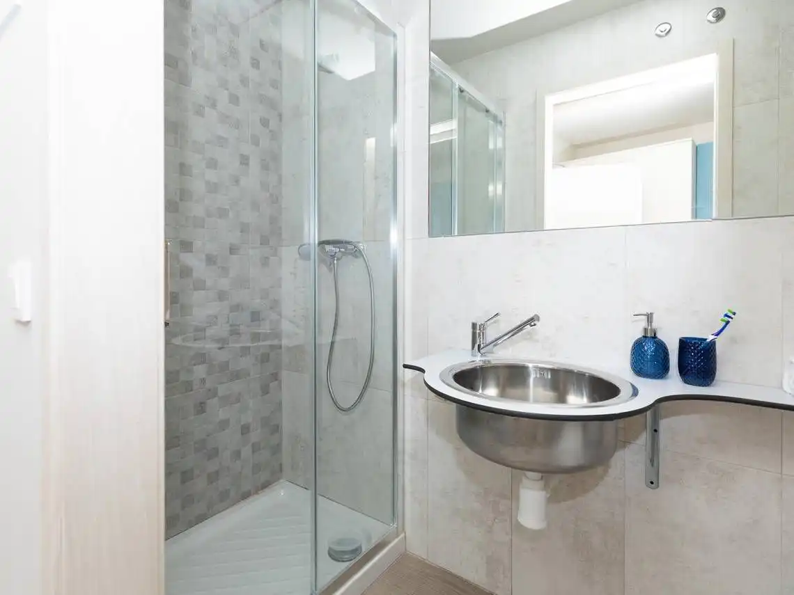 Bathroom of Flat for rent in Villaviciosa de Odón  with Terrace, Swimming Pool and Furnished