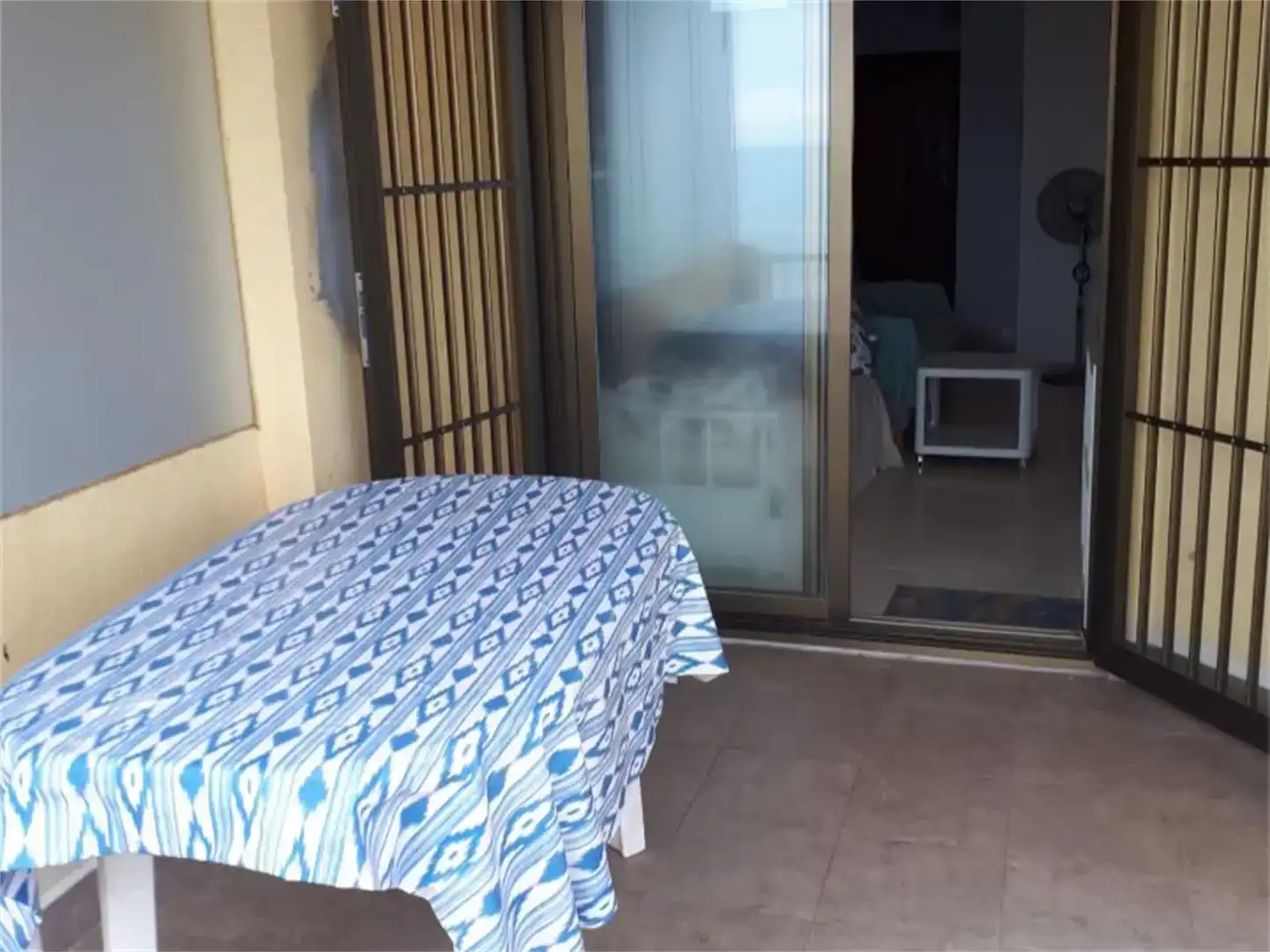 Terrassa de Apartament de lloguer en Tavernes de la Valldigna amb Moblat