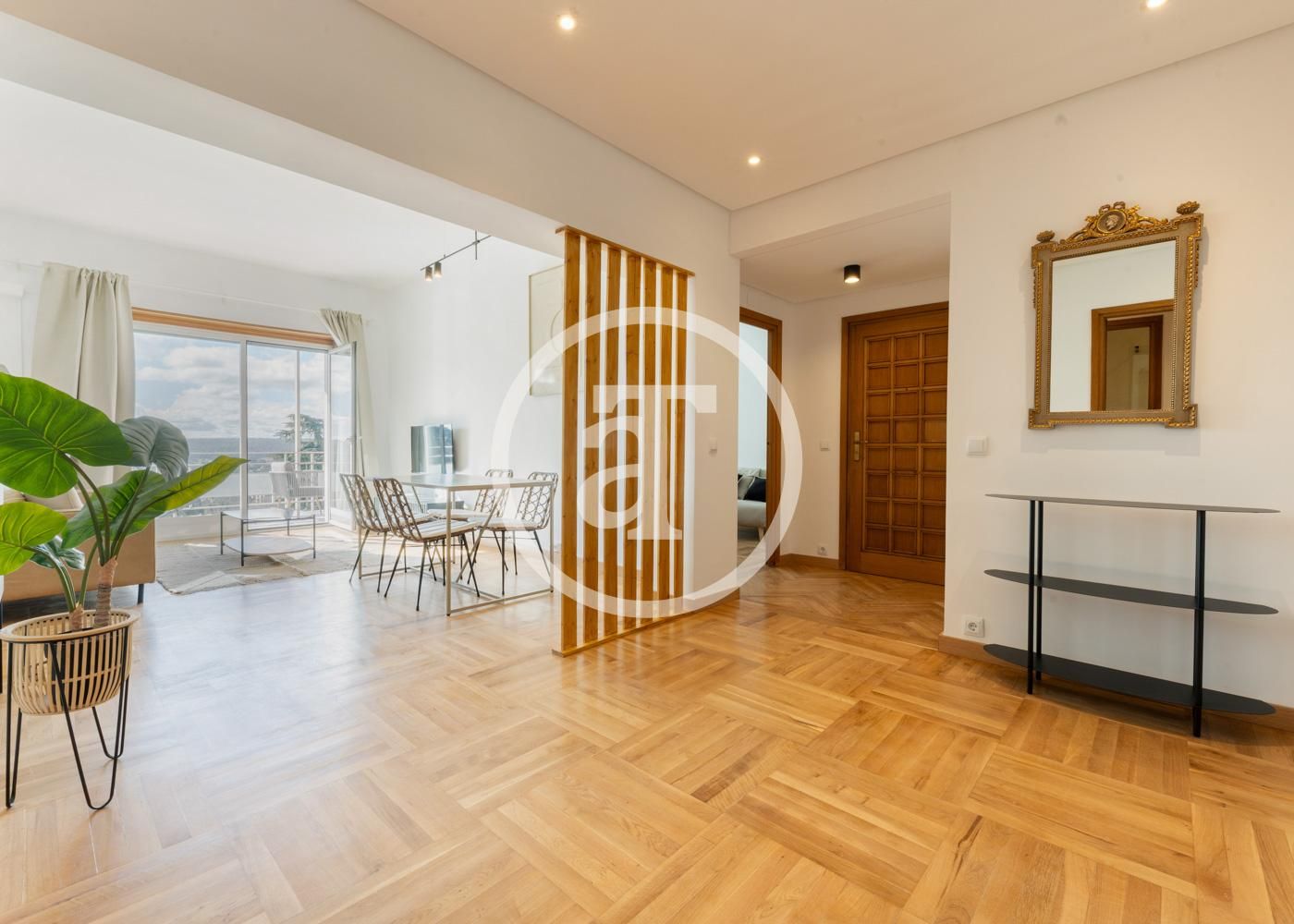 Vista exterior de Pis de lloguer en  Madrid Capital amb Aire condicionat, Calefacció i Moblat