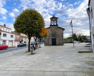 Vista exterior de Pis en venda en Santiago de Compostela  amb Terrassa