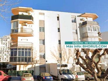 Pis amb ascensor en venda a MUGA B 1