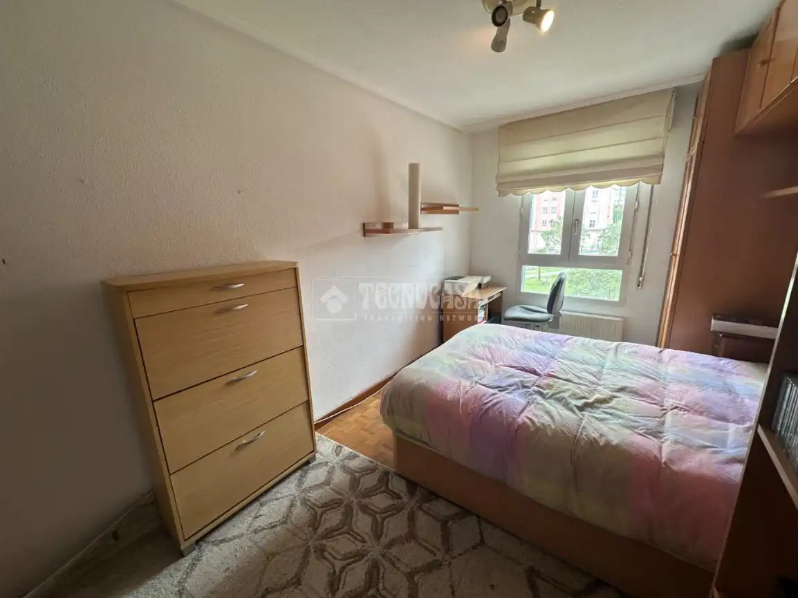 Habitación de Piso en venta en Santander con Calefacción