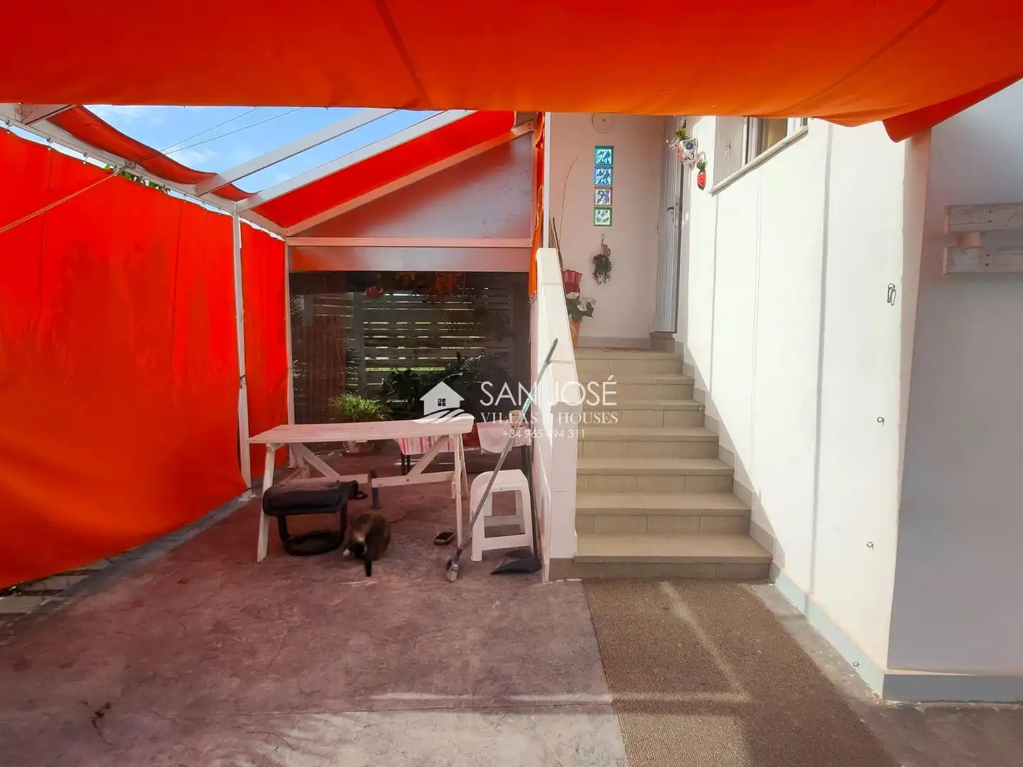 Casa o chalet en venta en Aspe con Jardín privado, Trastero y Amueblado