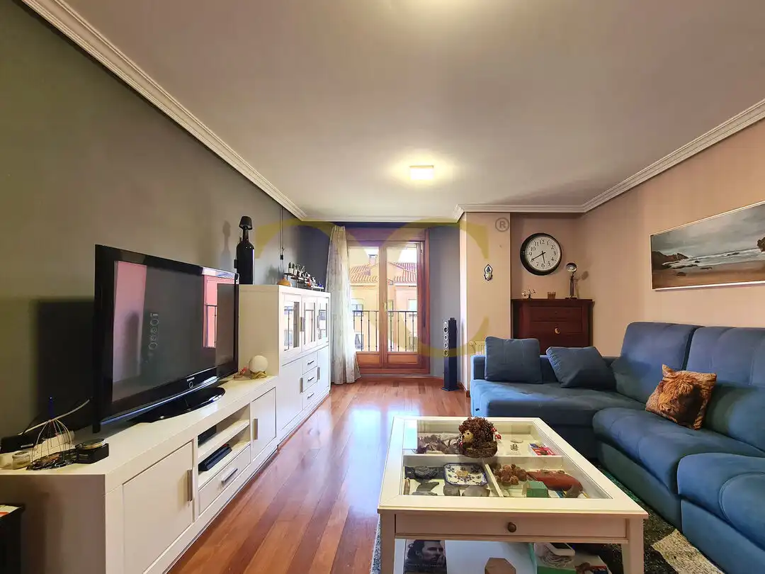 Living room of Duplexes for sale in Avilés  with Heating, Private garden and Storage room