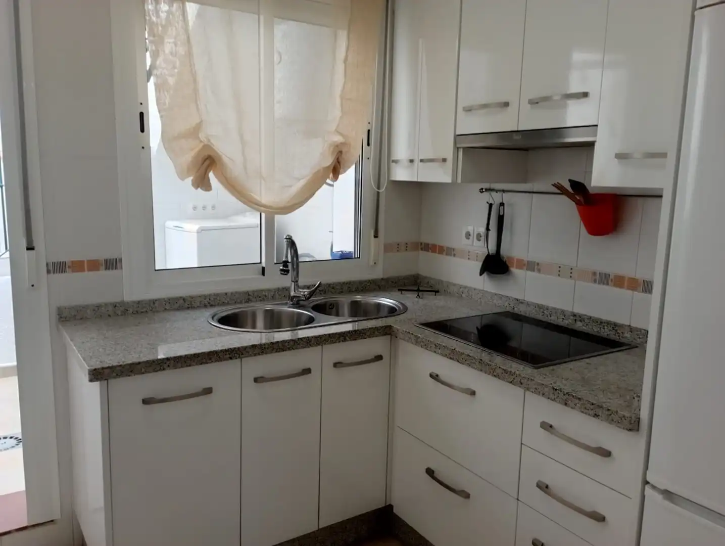 Cuina de Casa o xalet de lloguer en Málaga amb Aire condicionat, Calefacció i Terrassa