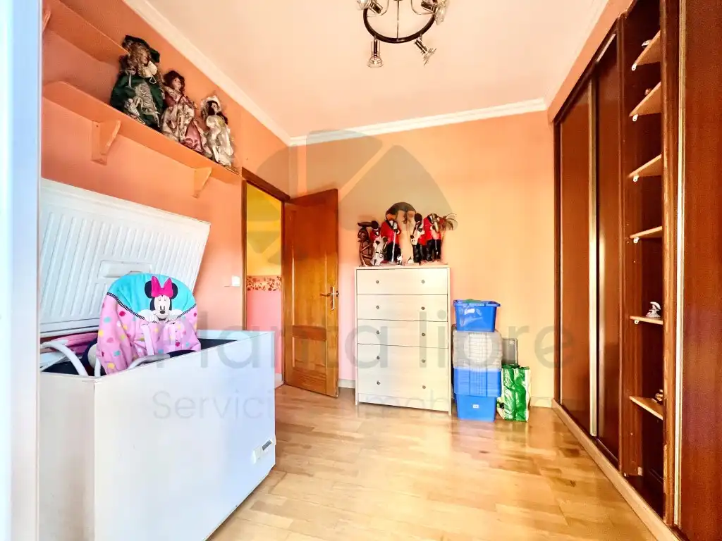 Bedroom of Flat for sale in  Logroño  with Air Conditioner, Heating and Terrace