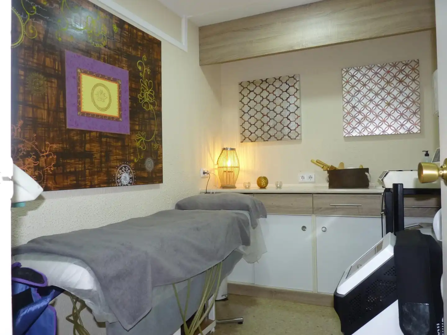 Bedroom of Commercial properties for sale in Terrassa  with Air Conditioner
