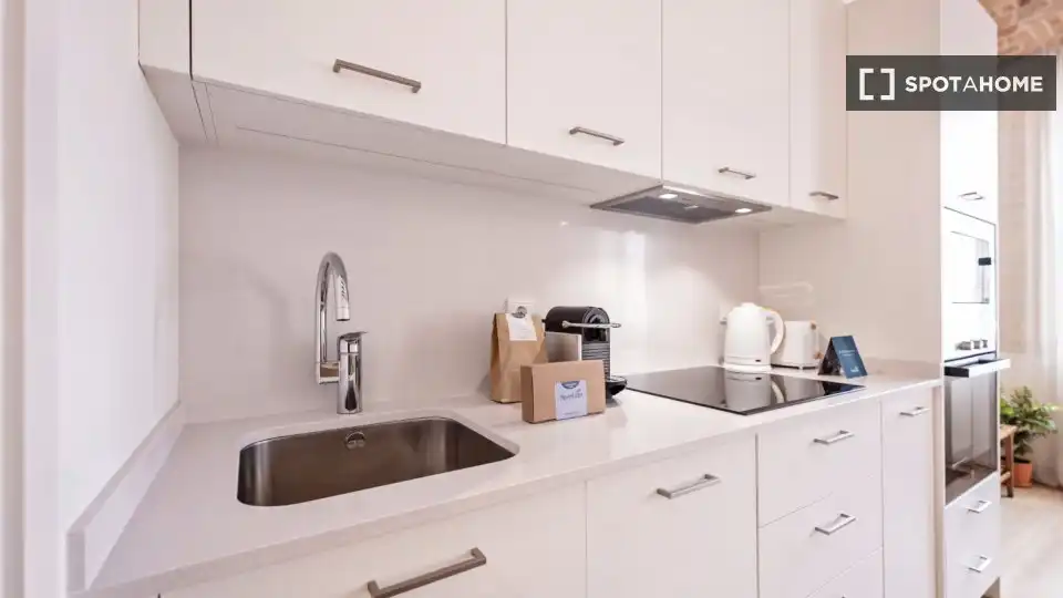 Flat with terrace to rent in Eixample, imagen 8