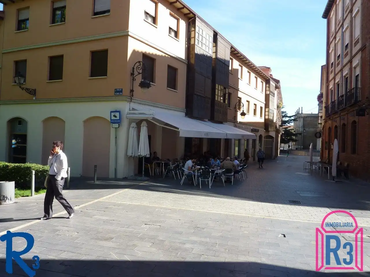 Local comercial en venda a San Mamés - La Palomera
