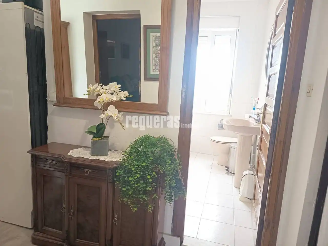 Habitación de Piso en venta en Avilés con Calefacción y Amueblado