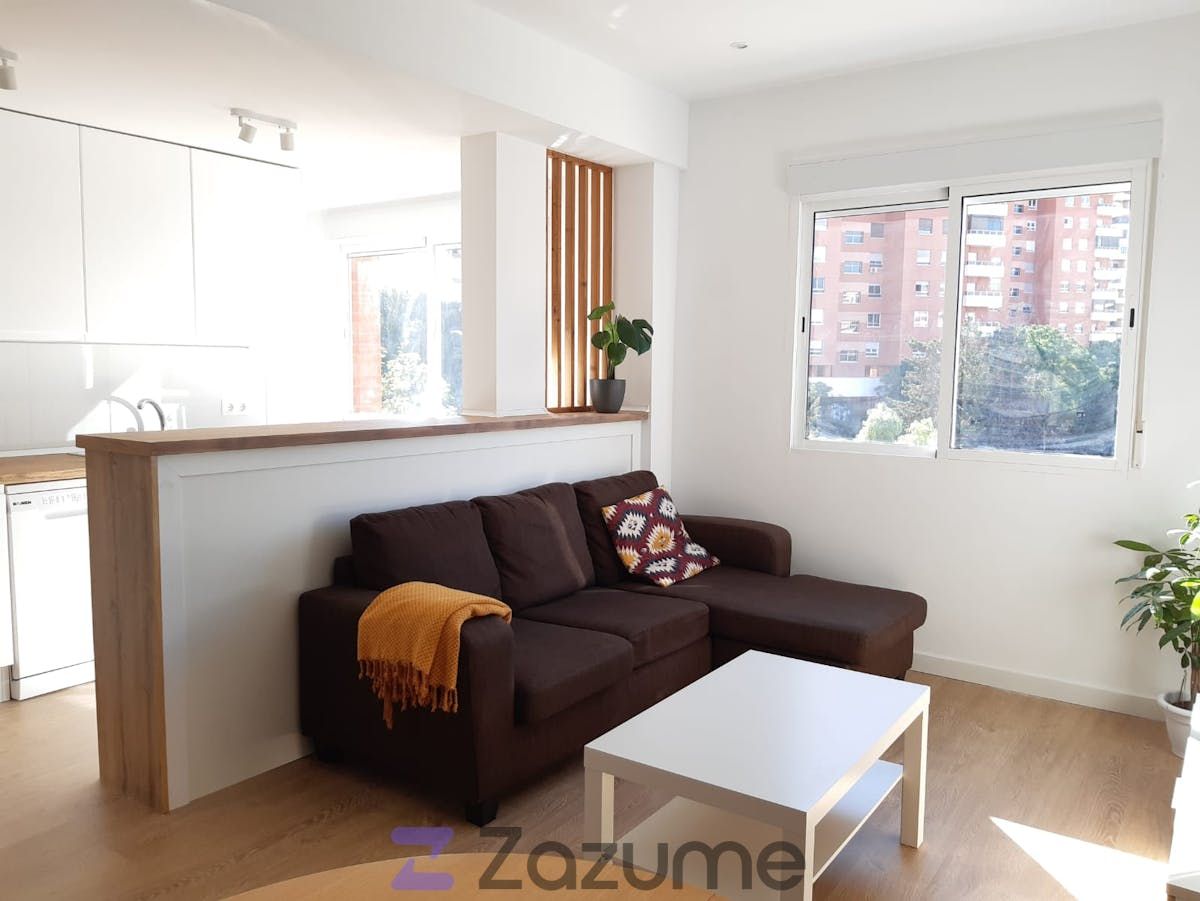 Sala de estar de Piso de alquiler en Málaga Capital con Aire acondicionado, Parquet y Amueblado