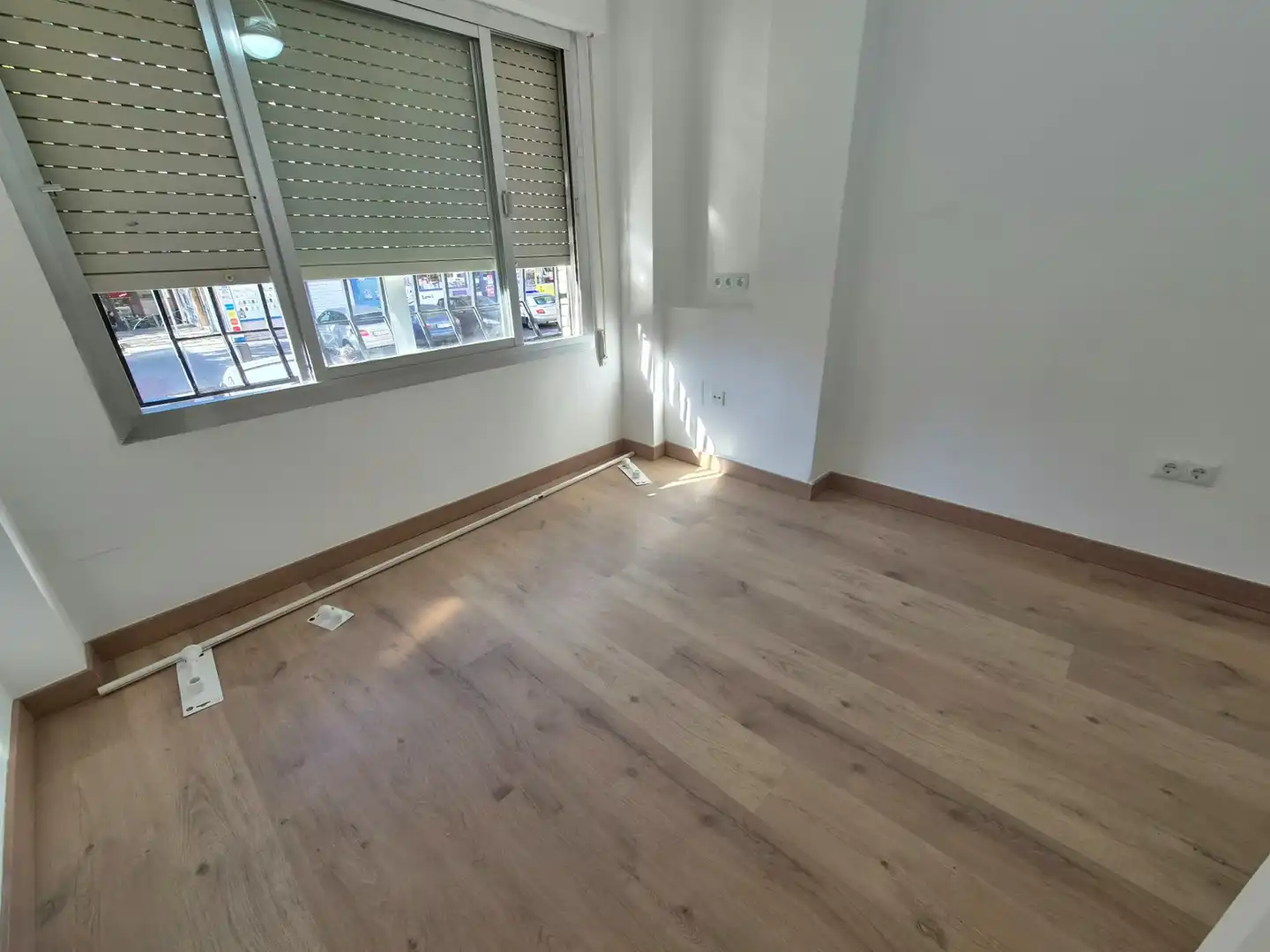 Bedroom of Flat for share in Toledo  with Heating, Parquet flooring and Washing machine