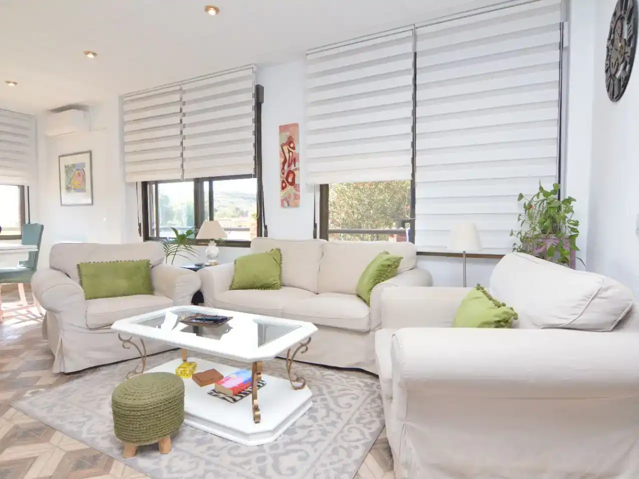 Wohnzimmer von Haus oder Chalet zum Verkauf in Chiva mit Klimaanlage, Schwimmbad und Balkon