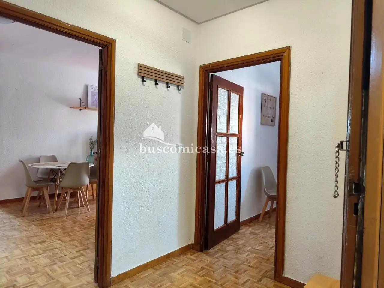 Room in Ruiz Jiménez, Avda de Madrid - Pº de la Estación