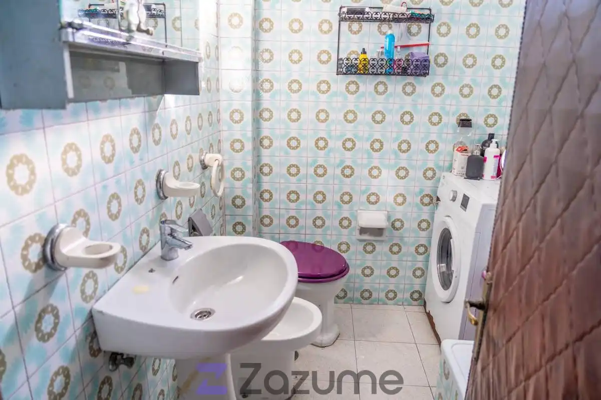 Bathroom of Flat for rent in Langreo  with Heating, Furnished and Oven
