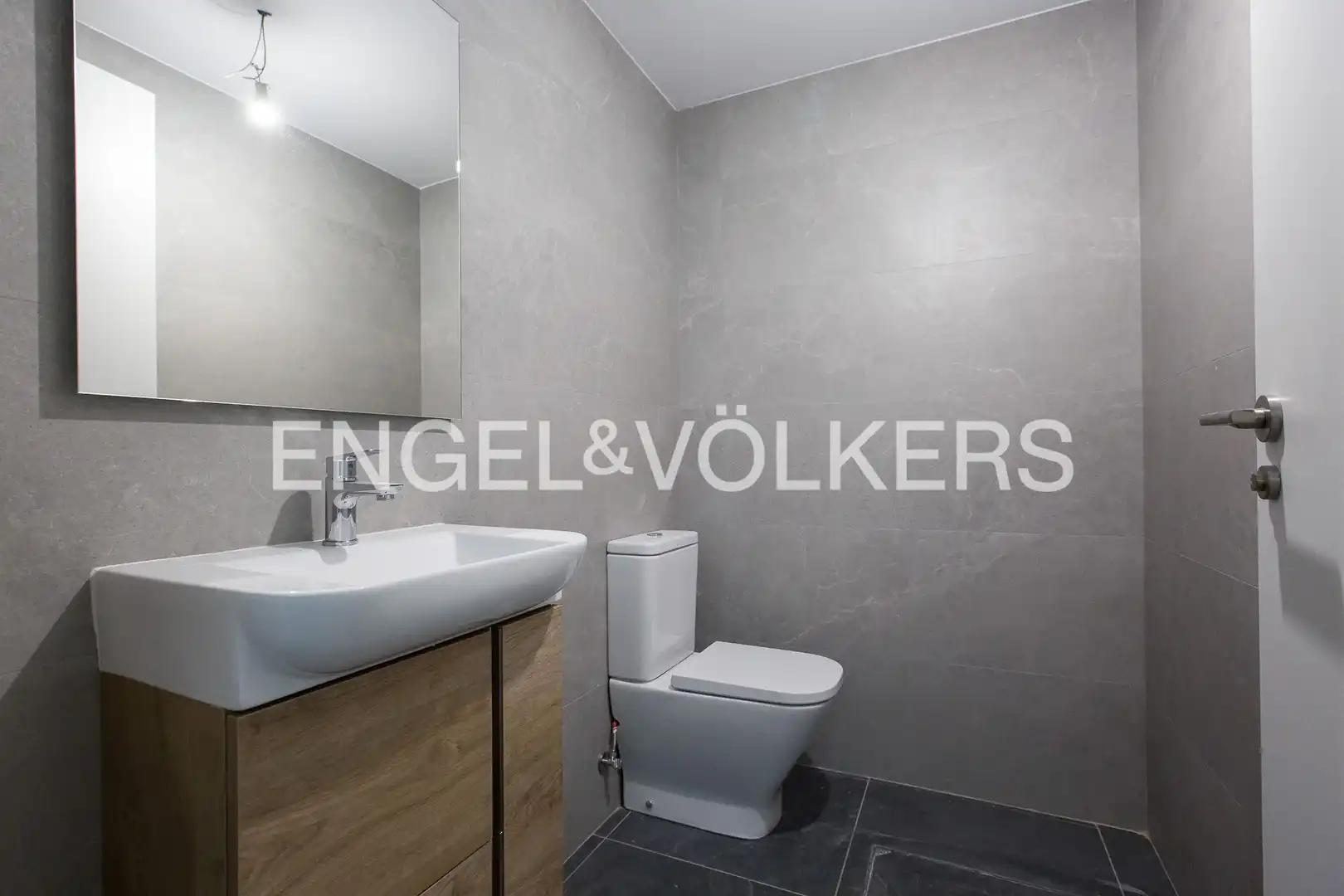 Baño de Casa o chalet en venta en Zierbena con Calefacción, Jardín privado y Terraza