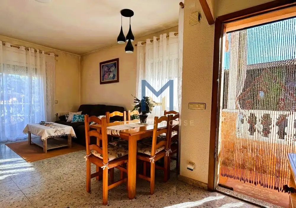 Vista exterior de Casa o xalet en venda en Maçanet de la Selva amb Aire condicionat, Calefacció i Jardí privat
