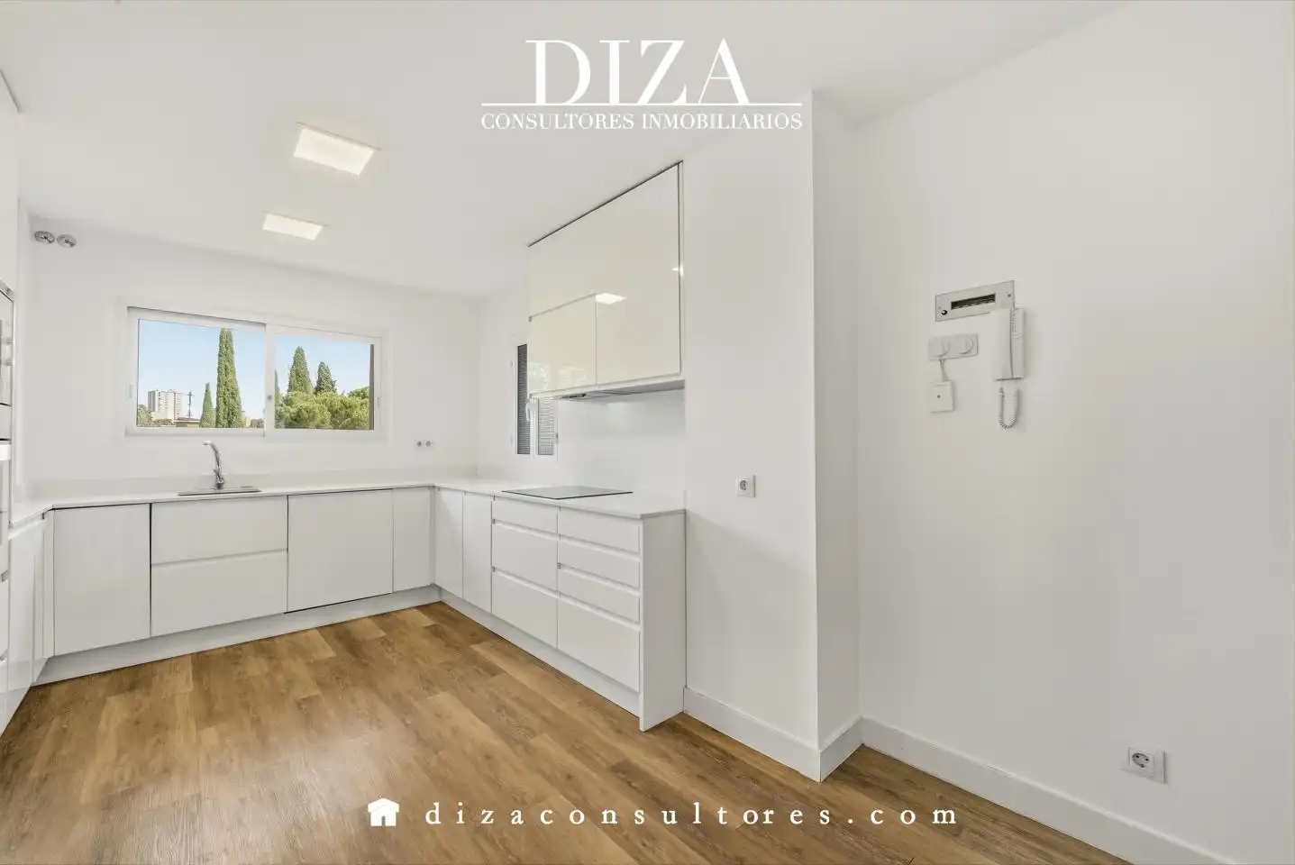 Exterior view of Flat for rent in Chamartín