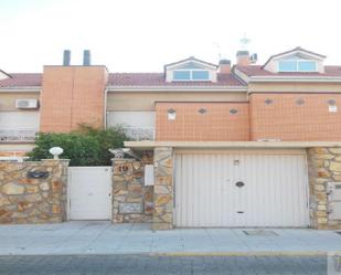 Vista exterior de Casa o xalet en venda en  Madrid Capital