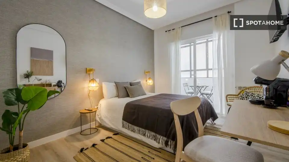 Room in Lucero