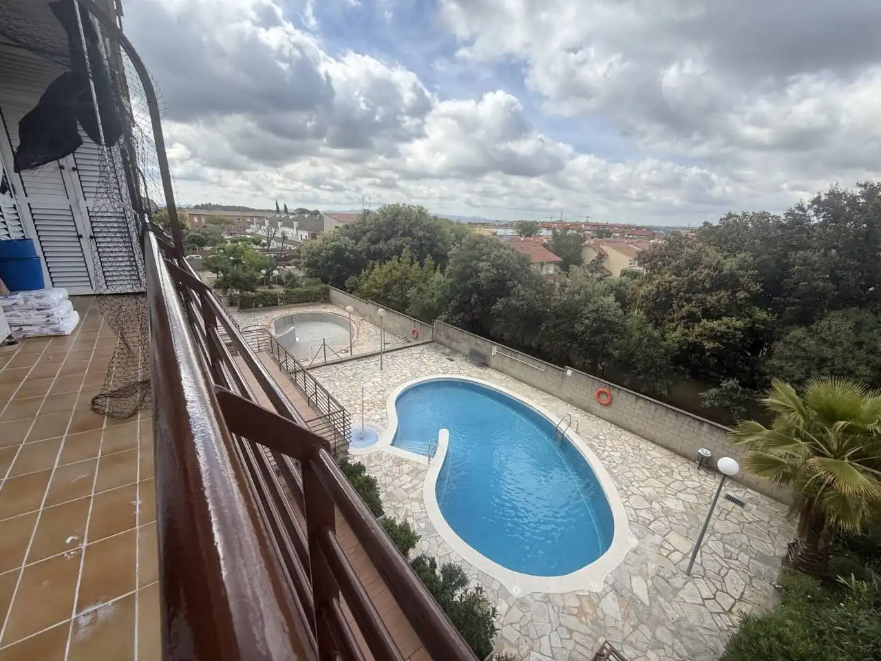 Piscina de Piso en venta en Castellar del Vallès con Aire acondicionado, Calefacción y Terraza