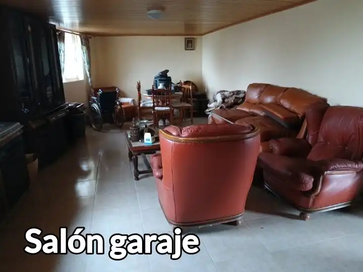 Sala d'estar de Casa o xalet en venda en Beariz amb Calefacció i Moblat