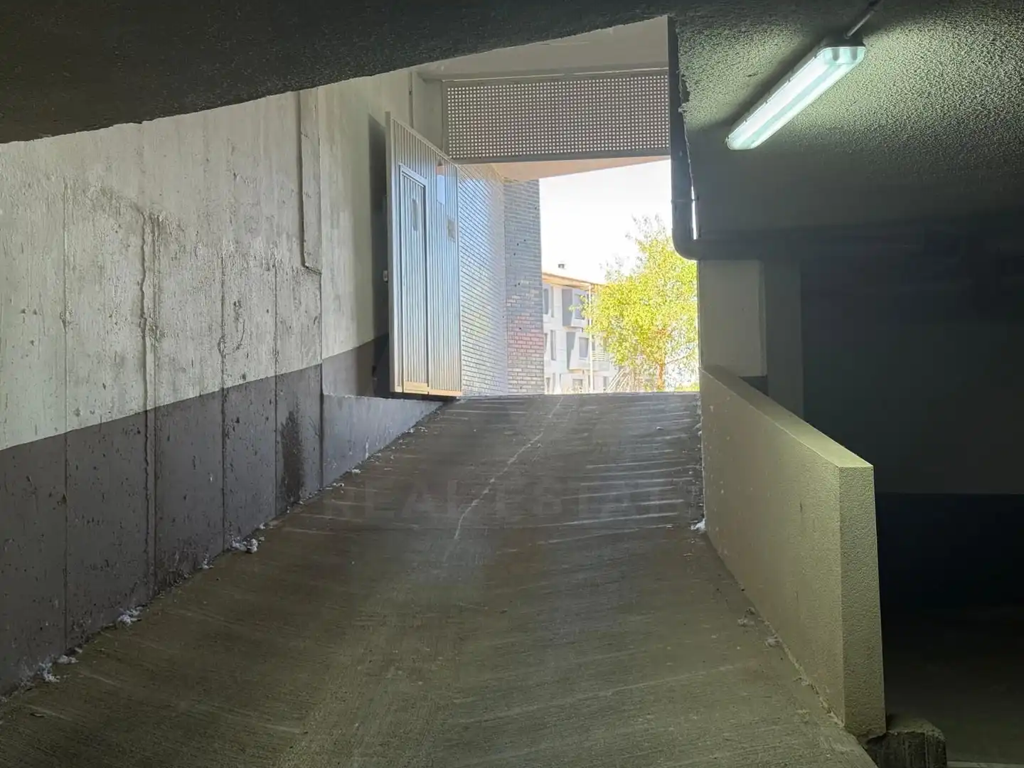 Parking of Flat for sale in Valencia de Don Juan  with Heating and Terrace