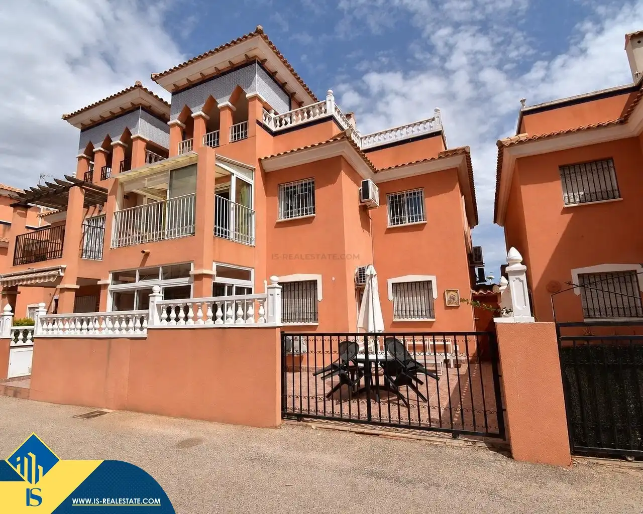 Duplex con piscina in vendita a Orihuela Costa