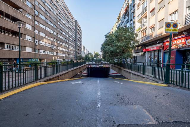 Garaje en Venta en Urbanizacion Parque Roma, 17 en Ciudad Jardín - Parque Roma