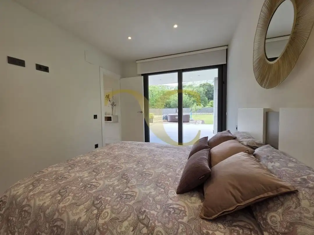 Habitación de Casa o chalet en venta en Llanes con Calefacción, Jardín privado y Terraza