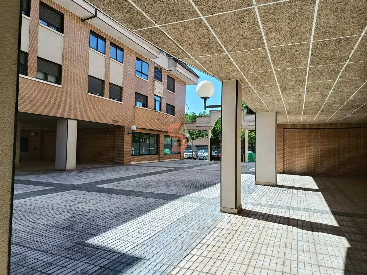 Exterior view of Flat for rent in Valladolid  with Heating, Terrace and Storage room