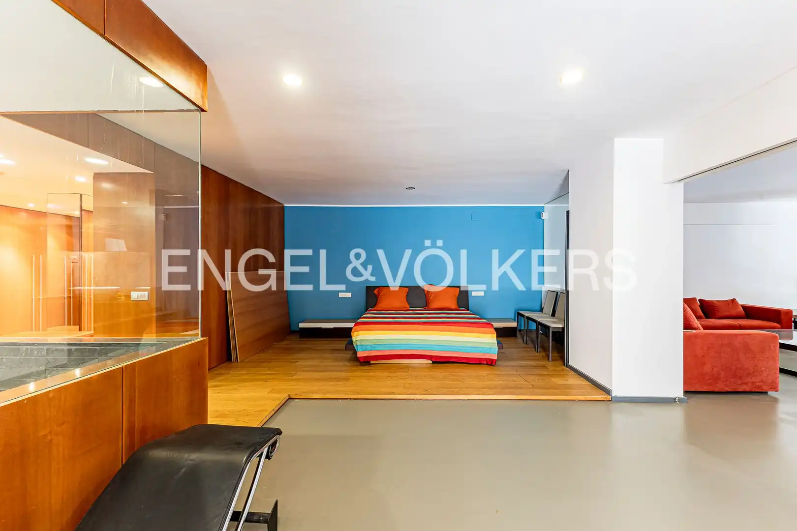 Wohnung zum Verkauf in Barcelona mit Klimaanlage, Heizung und Parkett