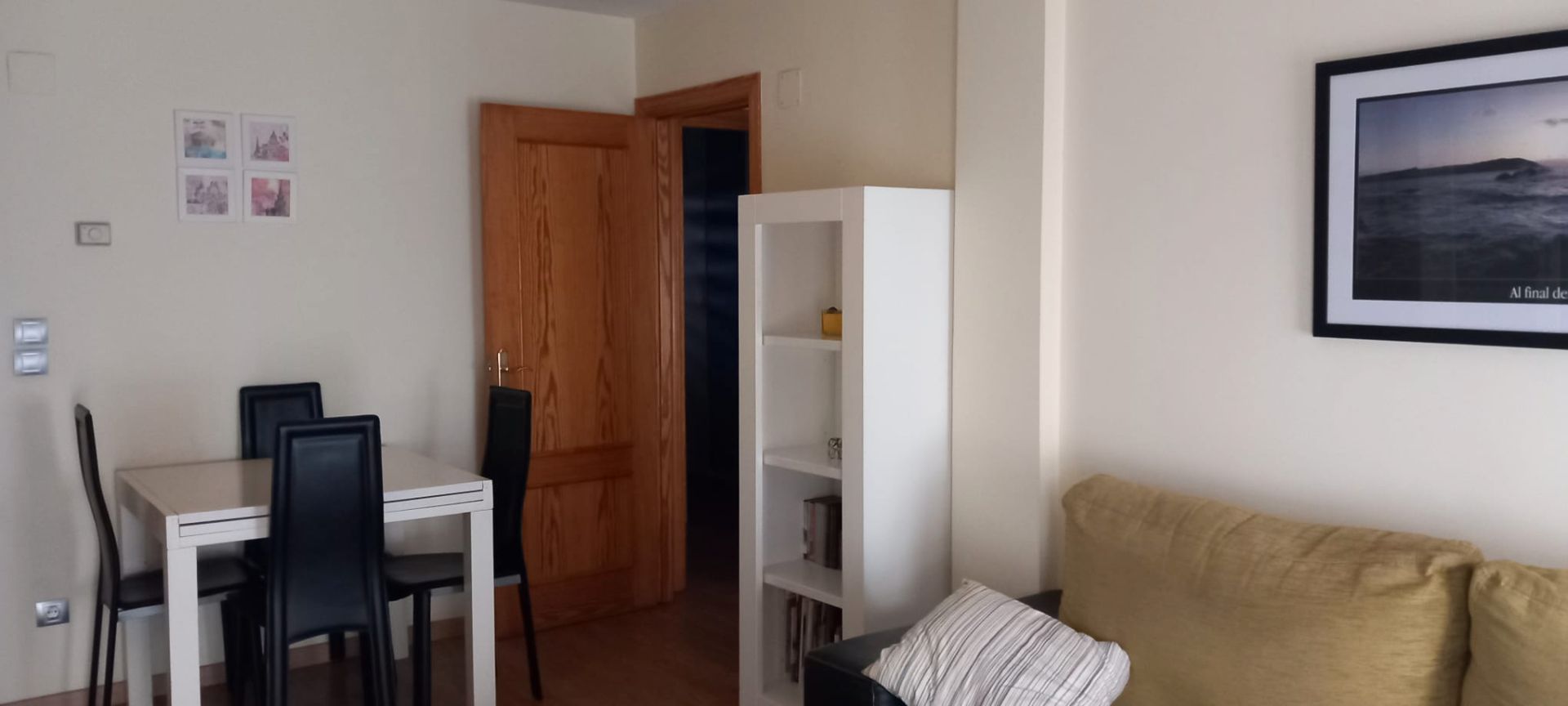 Bedroom of Flat to rent in  Zaragoza Capital  with Heating, Parquet flooring and Furnished