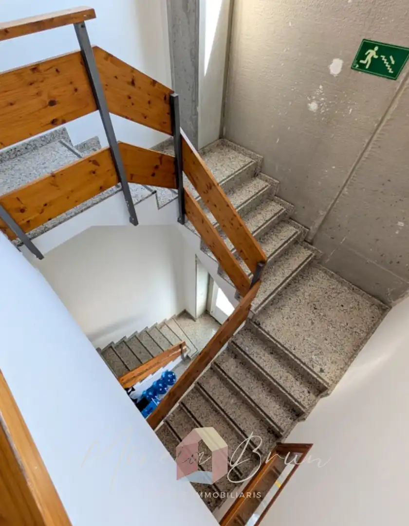 Oficina de lloguer en Centelles amb Calefacció
