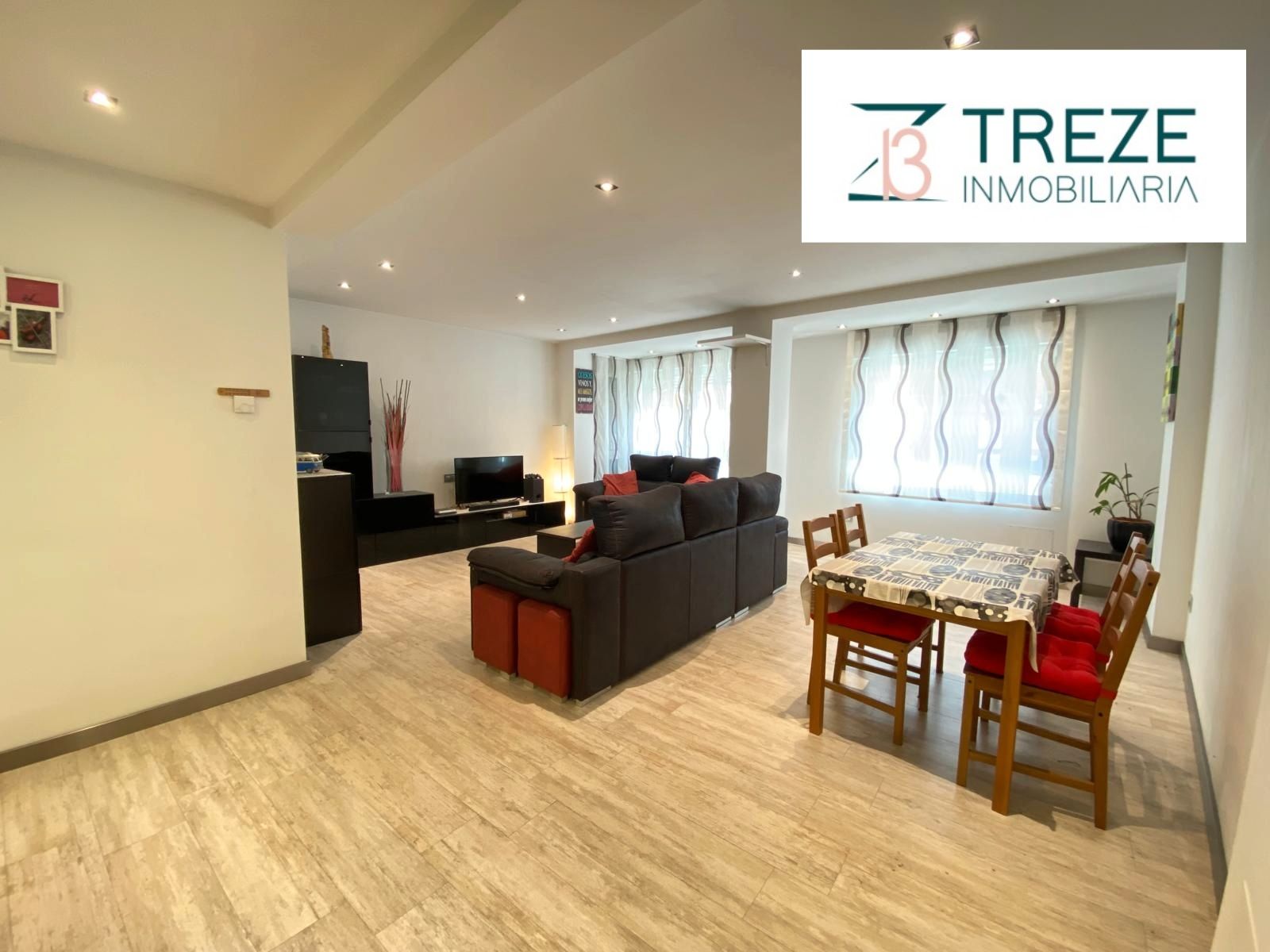 Living room of Flat for sale in Aranda de Duero  with Storage room