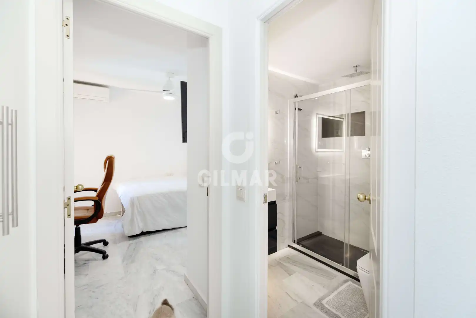 Badezimmer von Wohnung zum Verkauf in Benalmádena mit Heizung, Privatgarten und Abstellraum