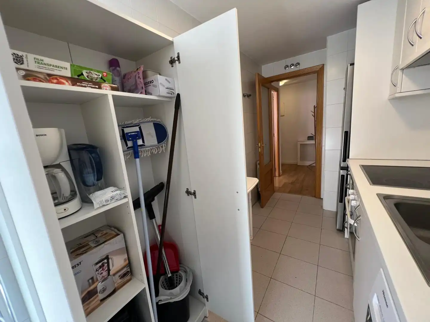 Flat for share in Madrid  with Heating, Furnished and Oven