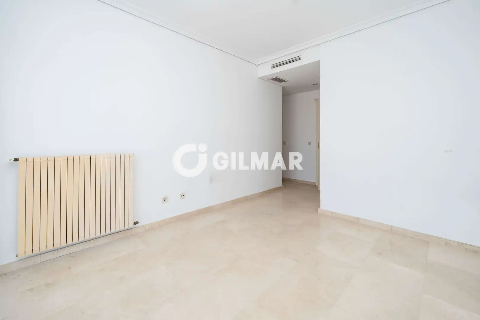 Bedroom of Flat for sale in Madrid  with Heating, Private garden and Storage room
