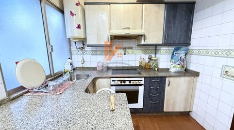 Foto 3 de Piso en venta en Avenida Rosalia Castro, O Milladoiro, Ames