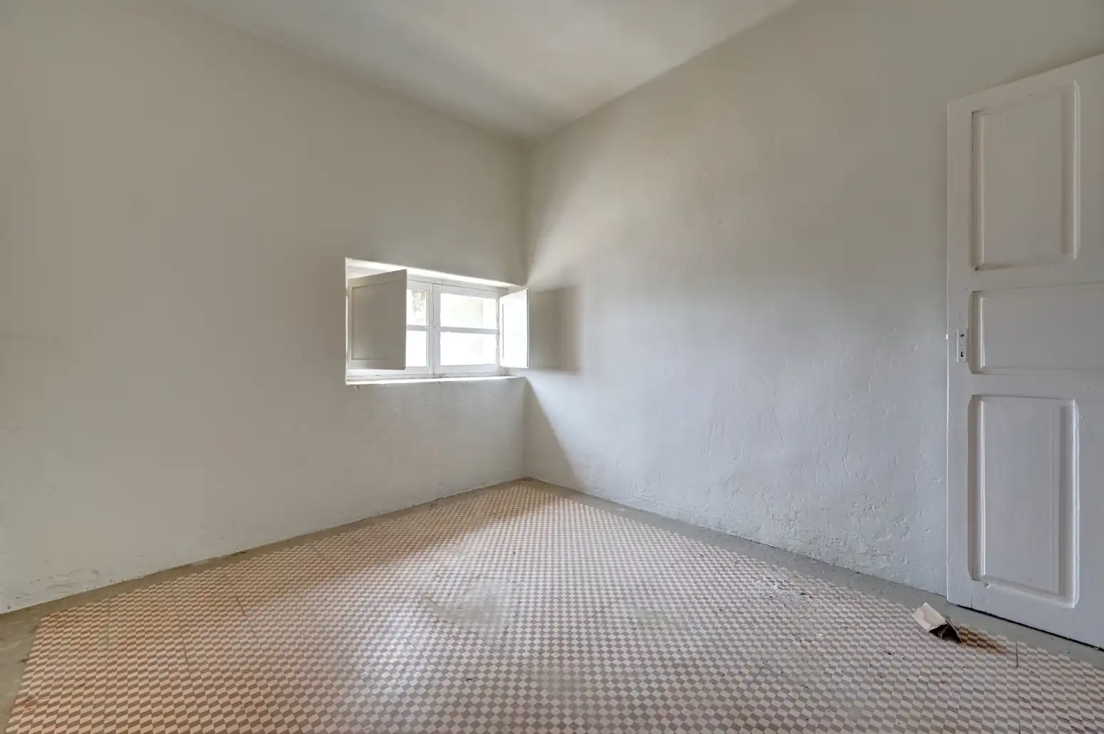 Habitación de Local en venta en Miranda de Arga