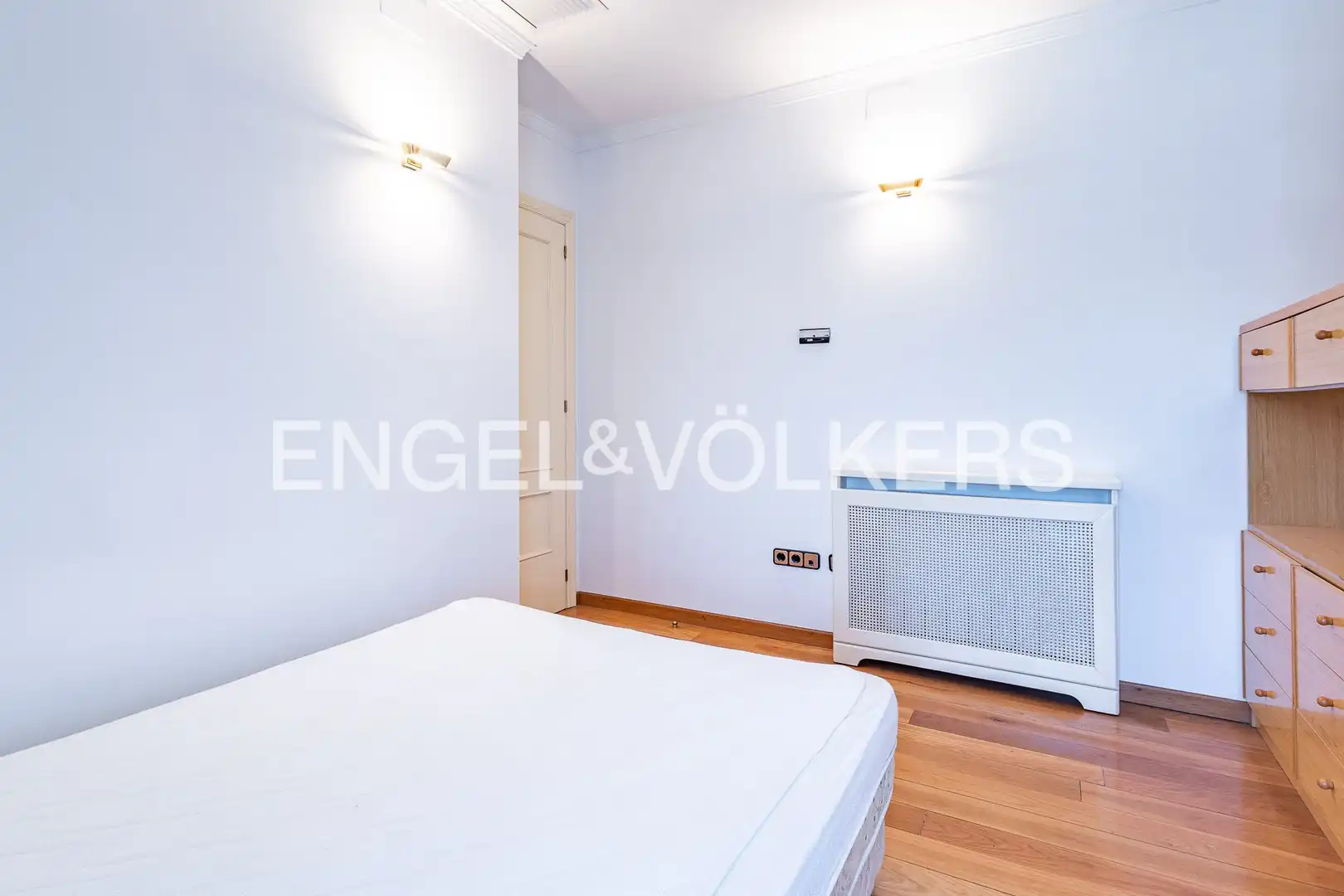 Habitación de Piso en venta en Barcelona con Aire acondicionado, Calefacción y Terraza