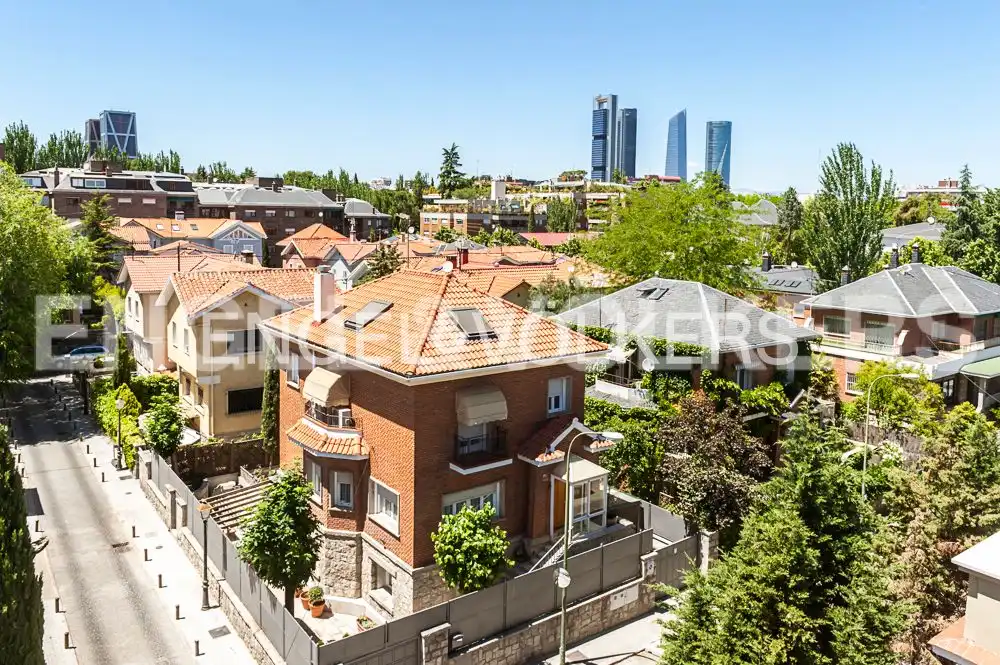 Vista exterior de Piso de alquiler en Madrid con Aire acondicionado, Calefacción y Se aceptan mascotas