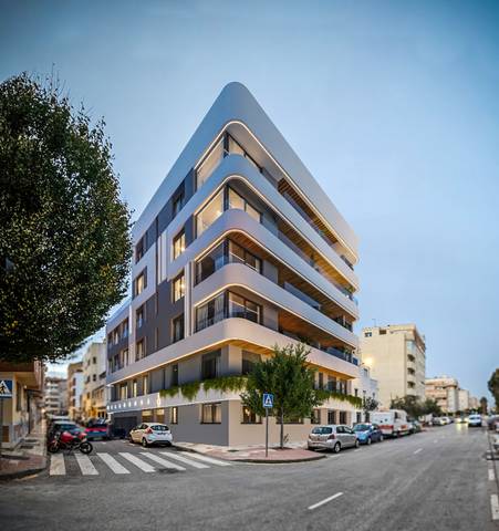 Apartamento en Venta en Calle Milagrosa, 8 en Paseo Marítimo Oeste - Pacífico