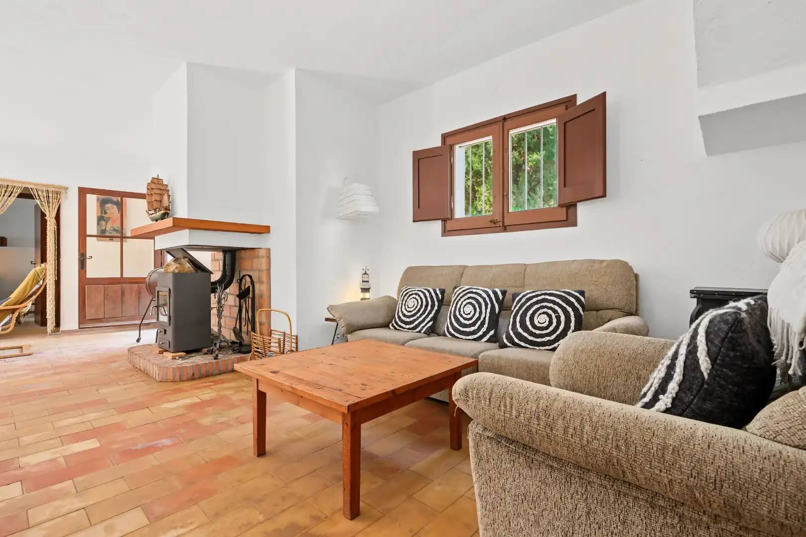 Sala de estar de Casa o chalet en venta en L'Escala con Jardín privado, Terraza y Trastero