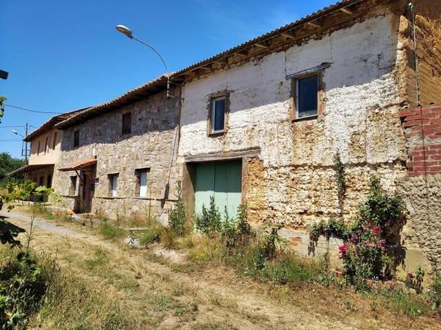 Casa-chalet en Venta en Tr Iglesia-2-CF en Laguna de Negrillos