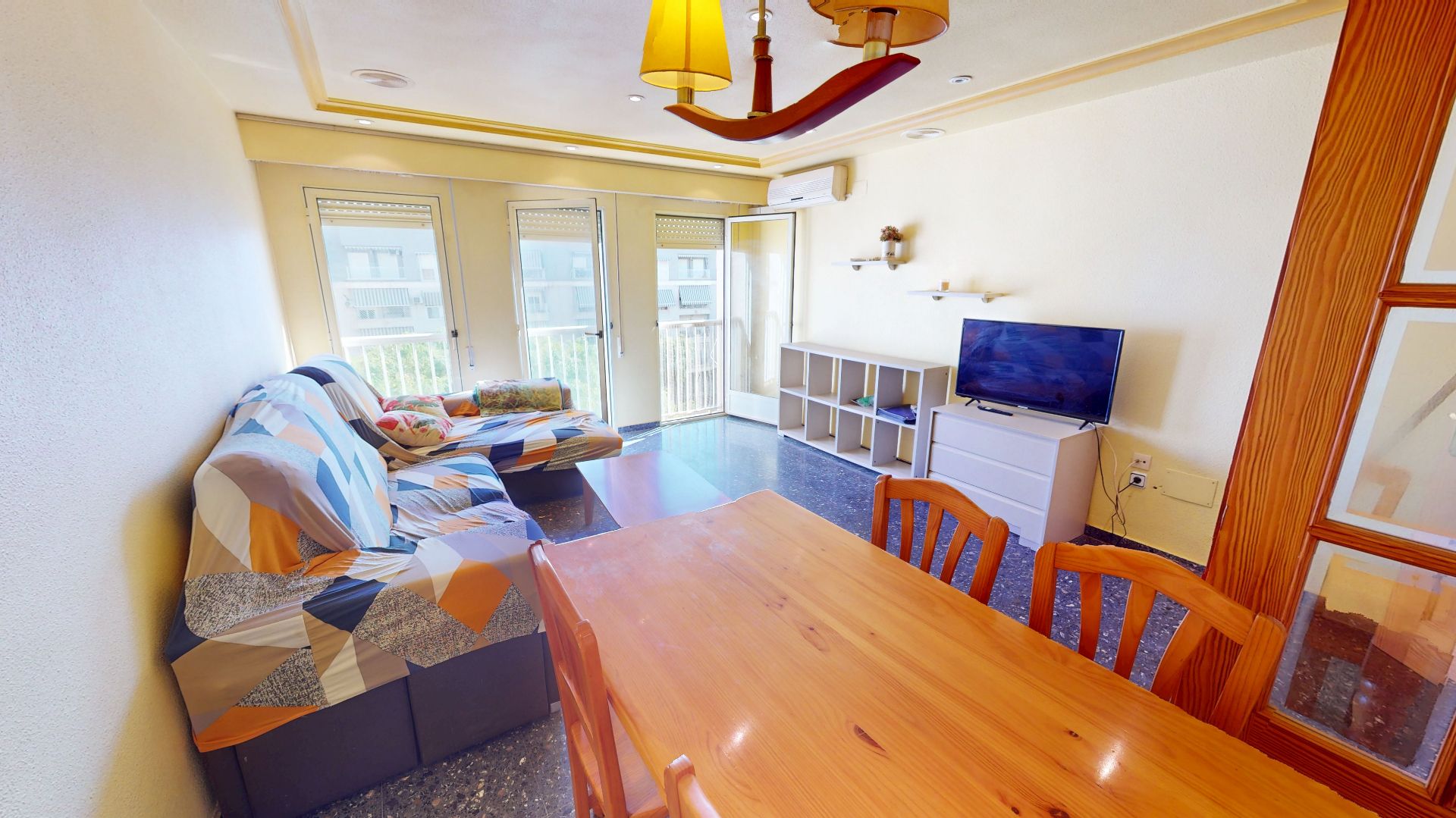 Sala de estar de Piso en venta en Elche / Elx con Aire acondicionado, Horno y Balcón