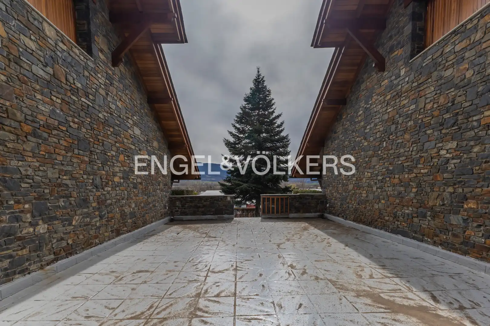Terrace of Detached homes for sale in Llívia  with Heating, Parquet flooring and Terrace