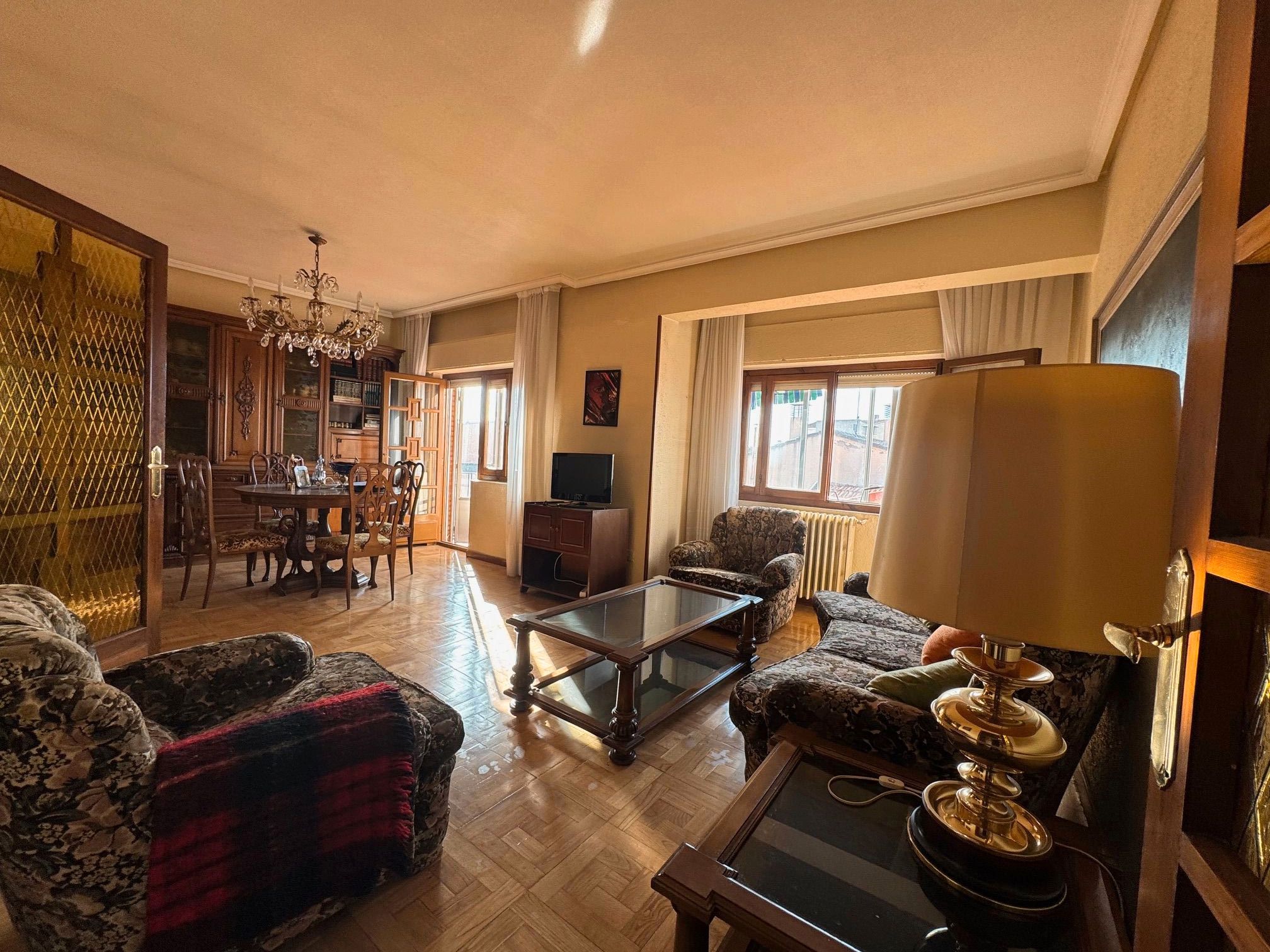 Living room of Flat for sale in Íscar  with Heating, Private garden and Parquet flooring