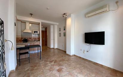 Living room of Flat to rent in Torremolinos  with Air Conditioner